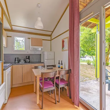Cosy By The River For 6 Guests *